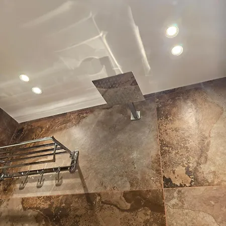 Azure Luxe 1 Apartment Tirana